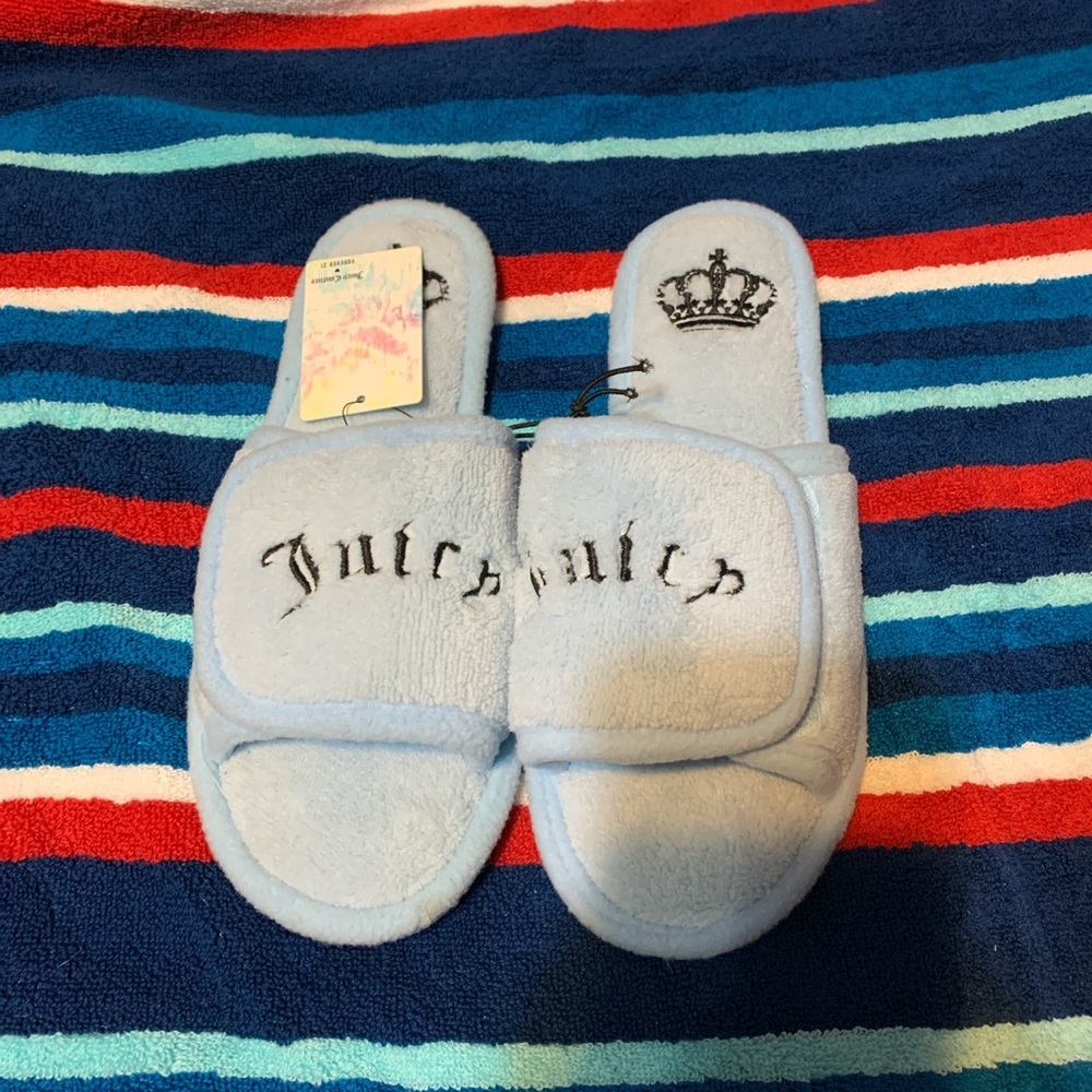Juicy couture slides